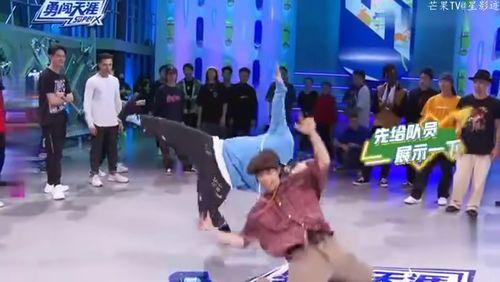 街舞花絮爆料视频大全,舞者幕后精彩瞬间大盘点  第2张